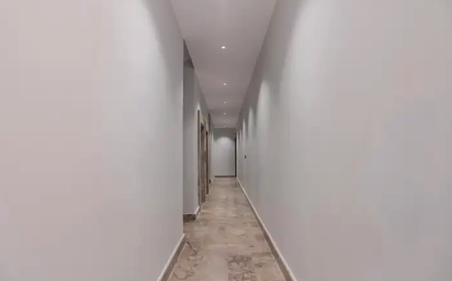 شقق فاخره للتمليك جاهز افراغ فوري جده حي الفيصلية 3وا4غرف