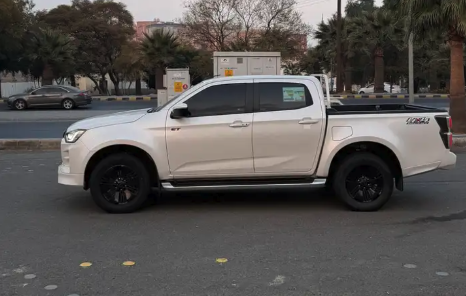 ديماكس جي تي 2023