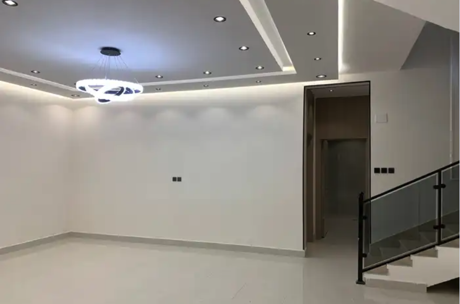 فيلا جديده للبيع في المدينة حي المديفر