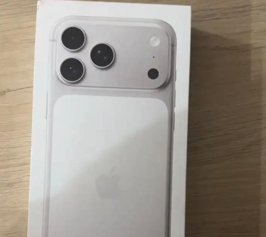 ايفون 17 برو ماكس