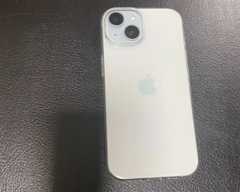 آيفون 15 شبه جديد للبيع