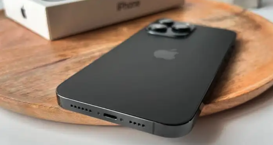 ايفون 14 برو ماكس جديد بطاريه 93..اسود