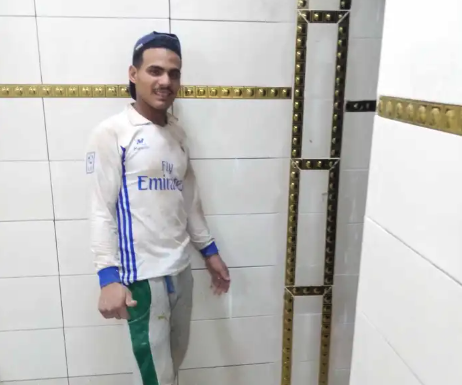 معلم بلاط ومعلم ديكورات