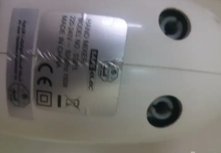 مضرب كهربائي جديد السيف