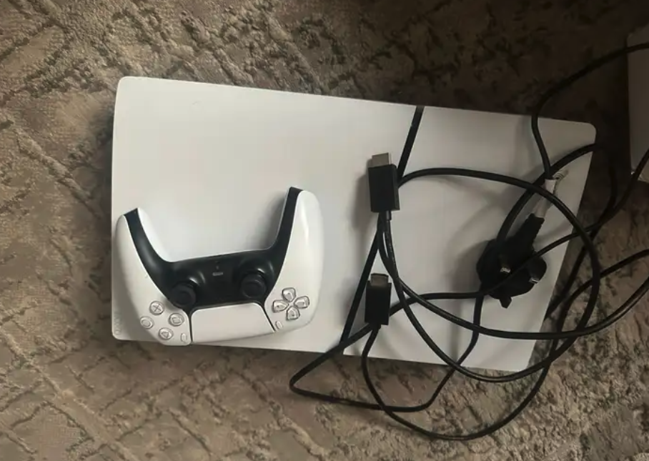 سوني 5 للبيع