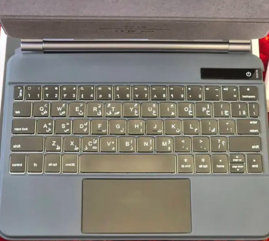 ايباد اير الجيل الخامس 5 مع كيبورد iPad Air 5 Generation