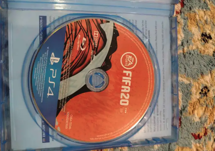 أشرطة سوني فور 4