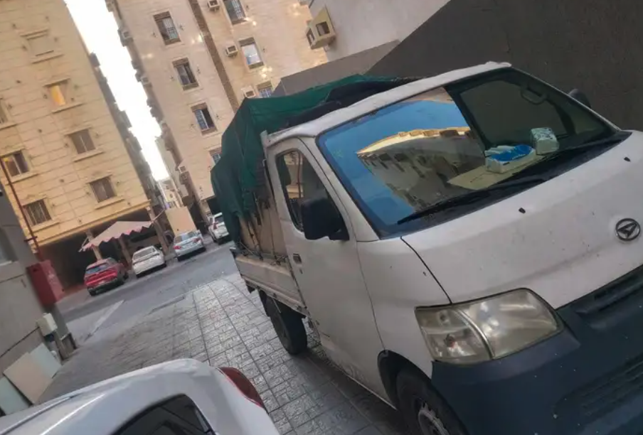 دباب نقل عفش جده وخارجها فك وتركيب غرف النوم خدمات توصل جده