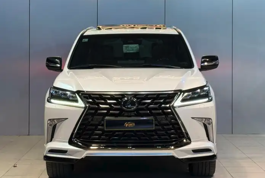 لكزس LX570 2021 (( ممشى 60 الف ))