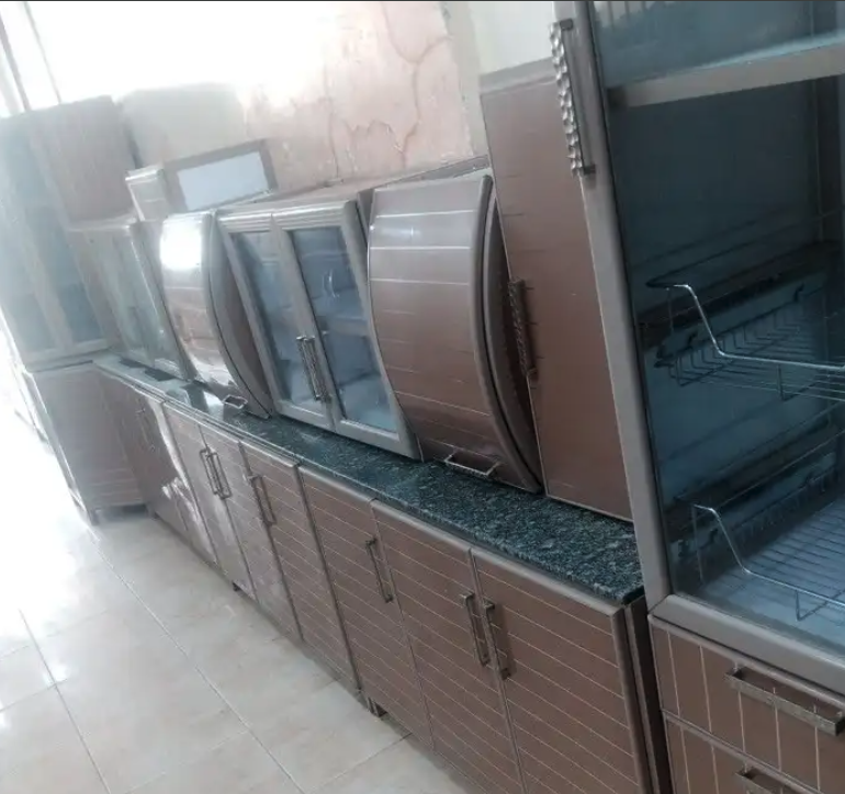 مطابخ مستعمله نظيفه جدا