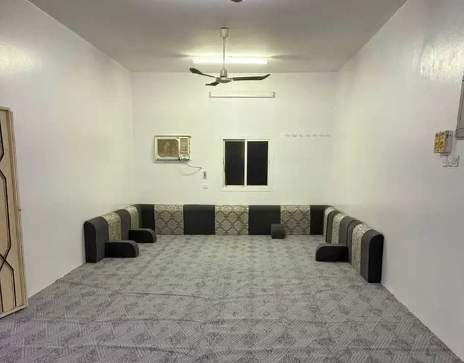 غرف واستراحات للشركات والعزاب