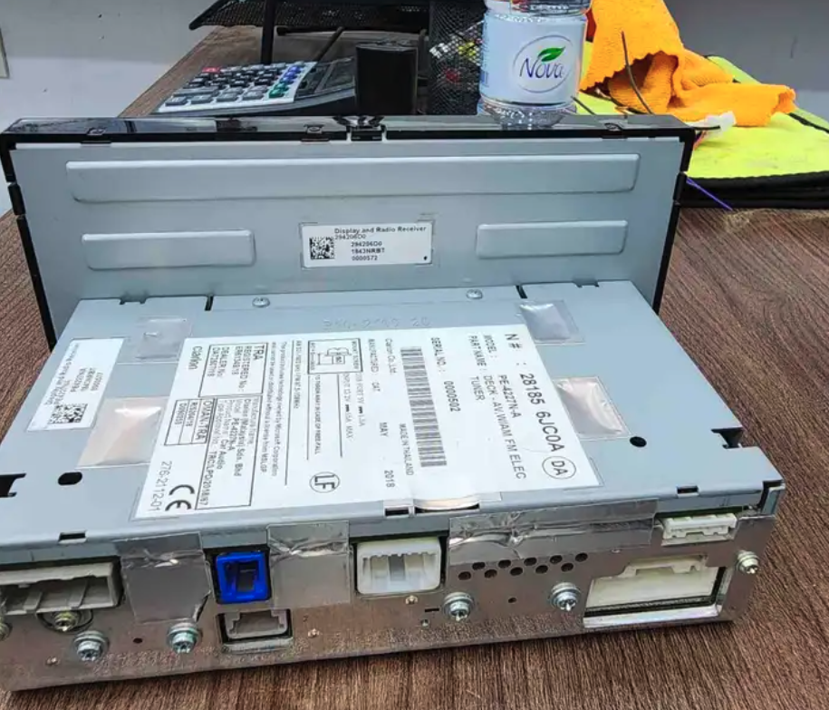 شاشة وكالة نيسان سوبر سفاري