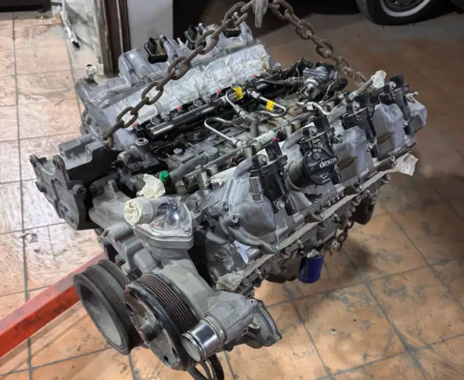 للبيع مكينة 5.3 LT