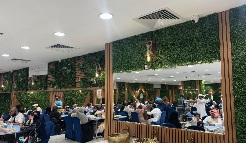 مطعم الزيتون - متحف وحديقة الصفية