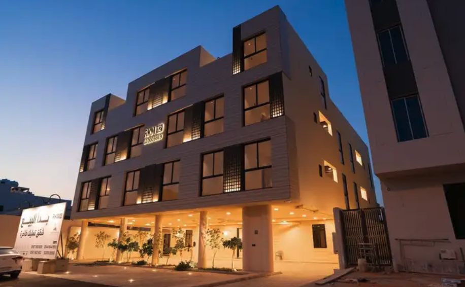 للايجار شقة بتصميم (مودرن) بحي اليرموك