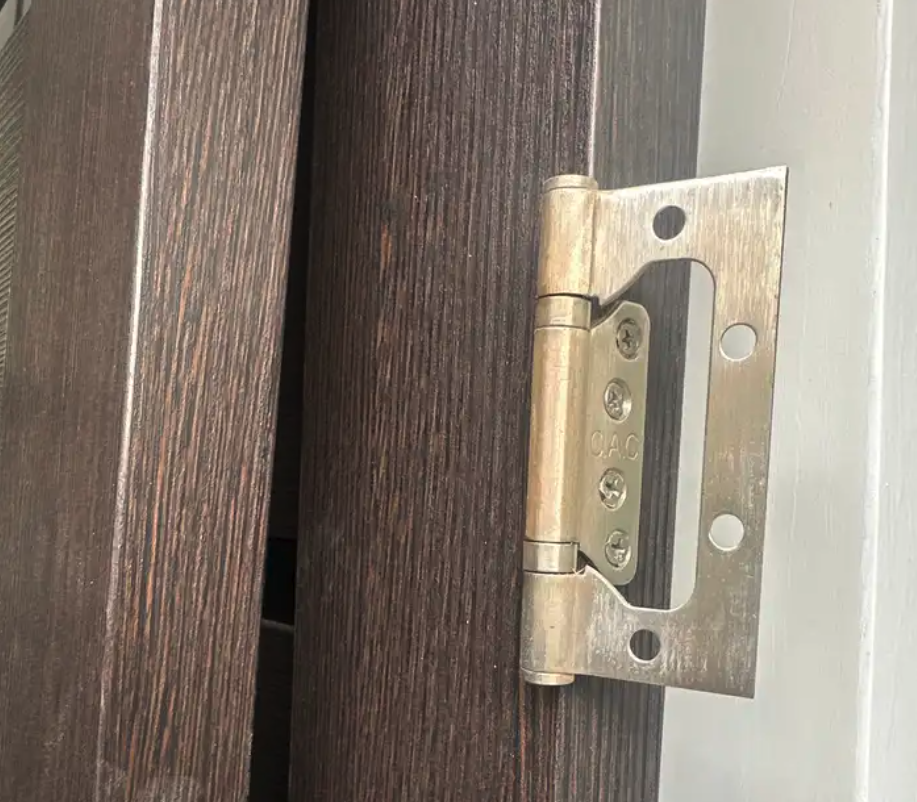 ابواب داخلية خشب ملبس قشرة wpc