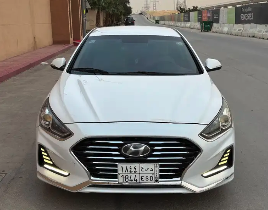 سوناتا للبيع