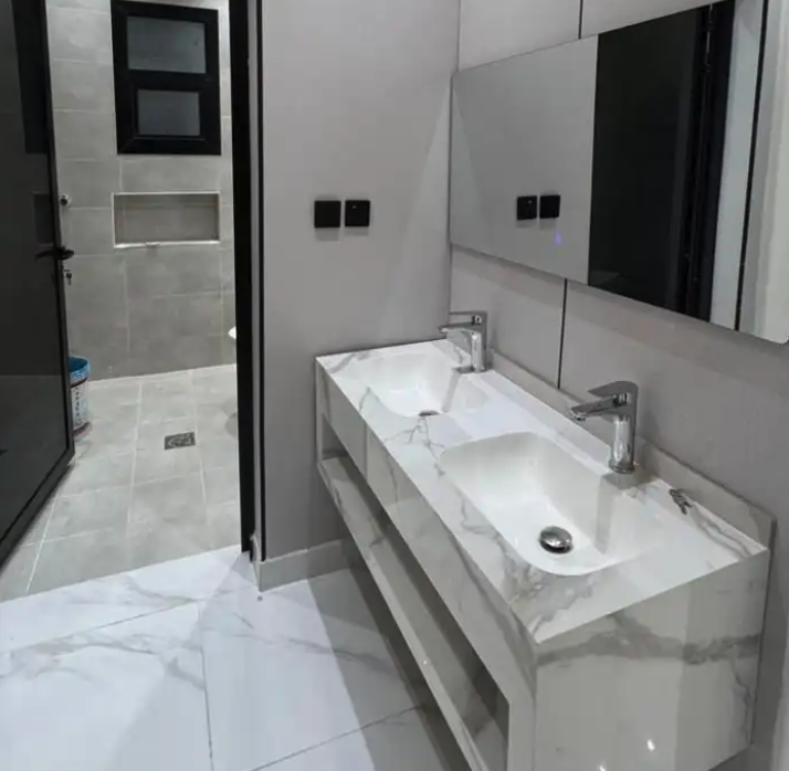 ادوار مكرره vip تشطيبات فاخره حي الرحاب