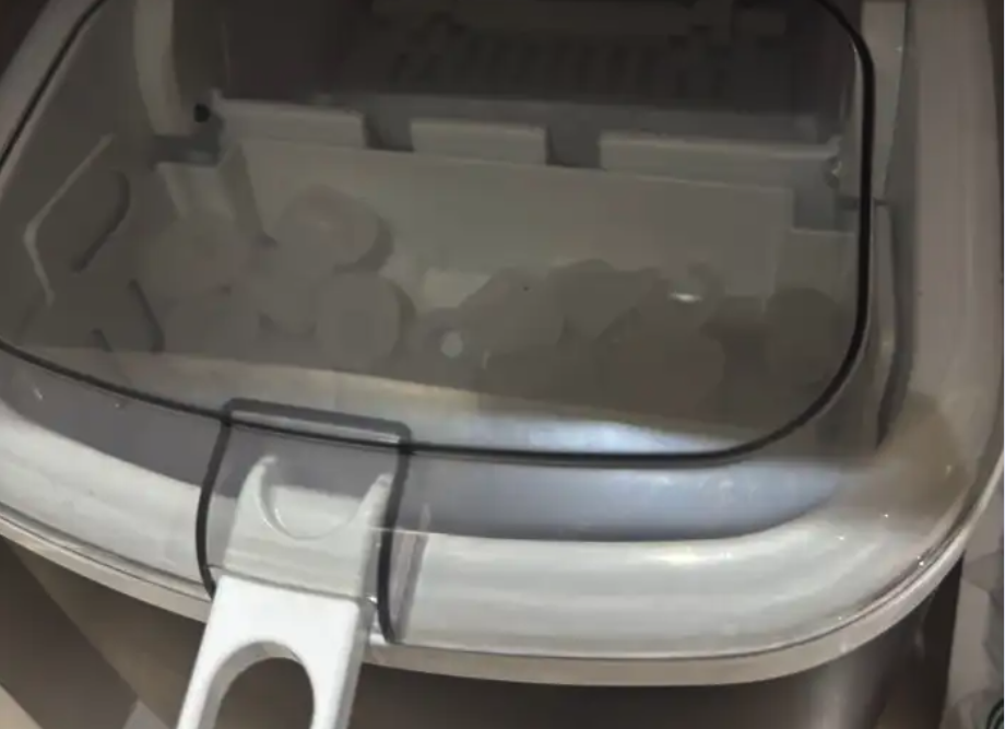 ماكينة صنع قهوة جديدة استخدام شهر مع الضمان