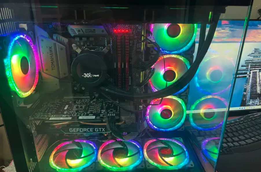 كمبيوتر مكتبي core i9 رام 32 شاشة قيمنق سامسونج 27 بوصة