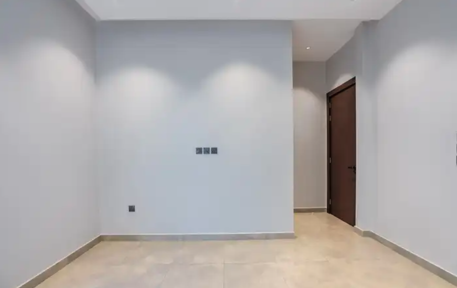 شقق فاخره للتمليك جاهز افراغ فوري جده حي الفيصلية 3وا4غرف