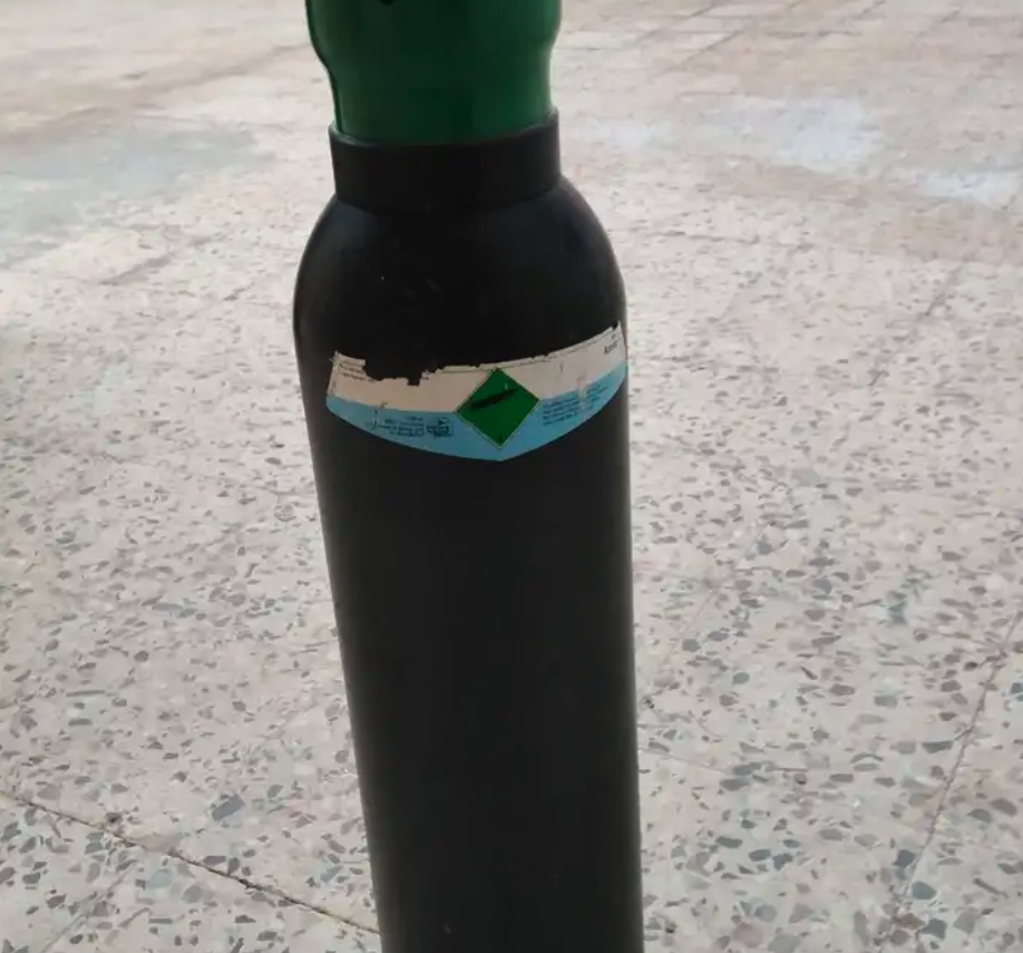 اسطوانه اكسجين قص