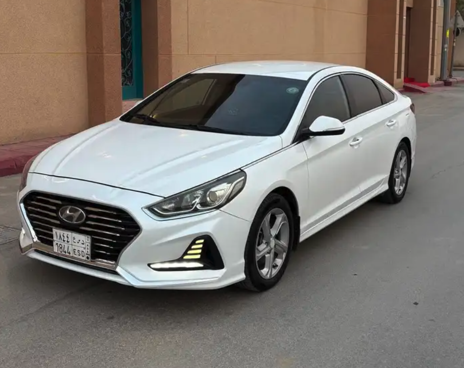 سوناتا للبيع