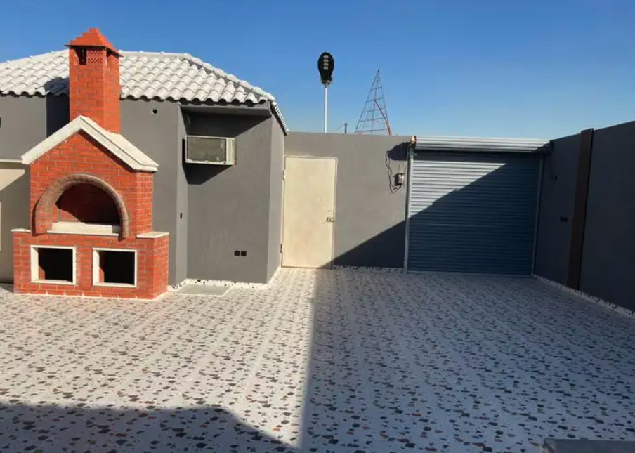 استراحه حي ظهرة نمار عند سكن وزارة الداخليه للايجار اليومي