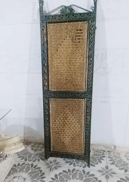 اثاث للمحتاجين لوجه لله تعالى . موضح بالصور
