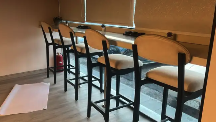 اثاث كوفي طاولات و كراسي للبيع