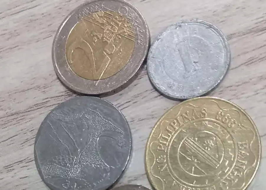 عملات معدنية