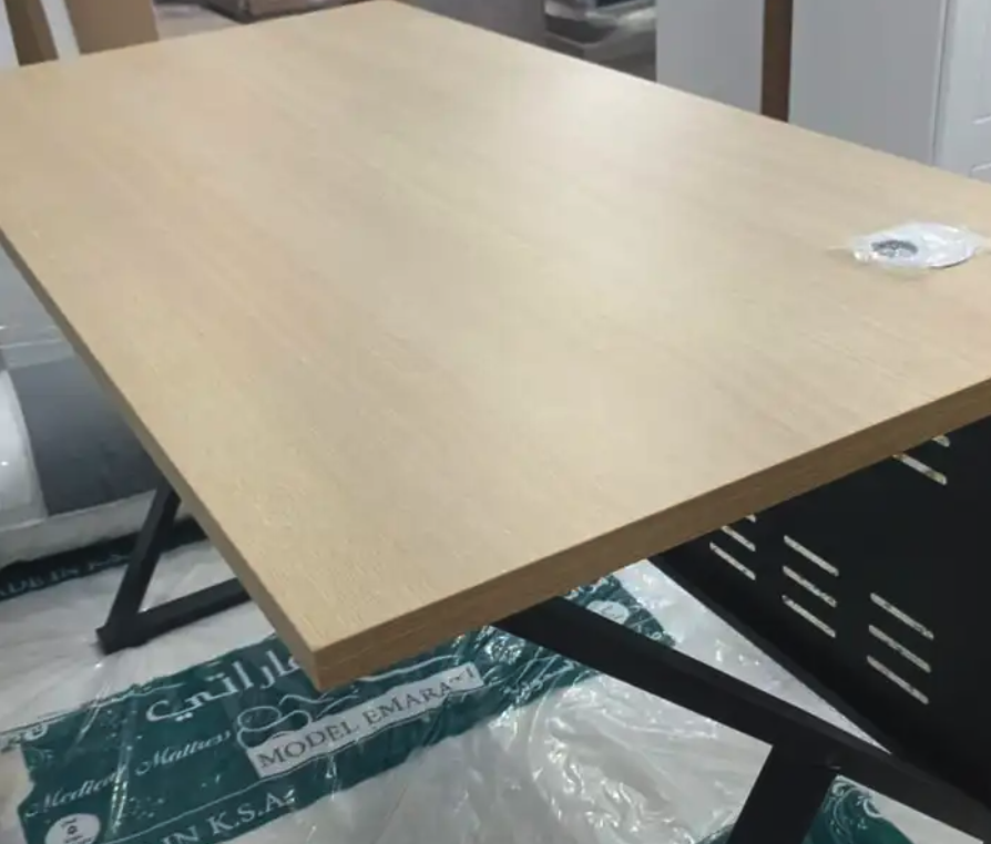 طاوله بيسي خشب