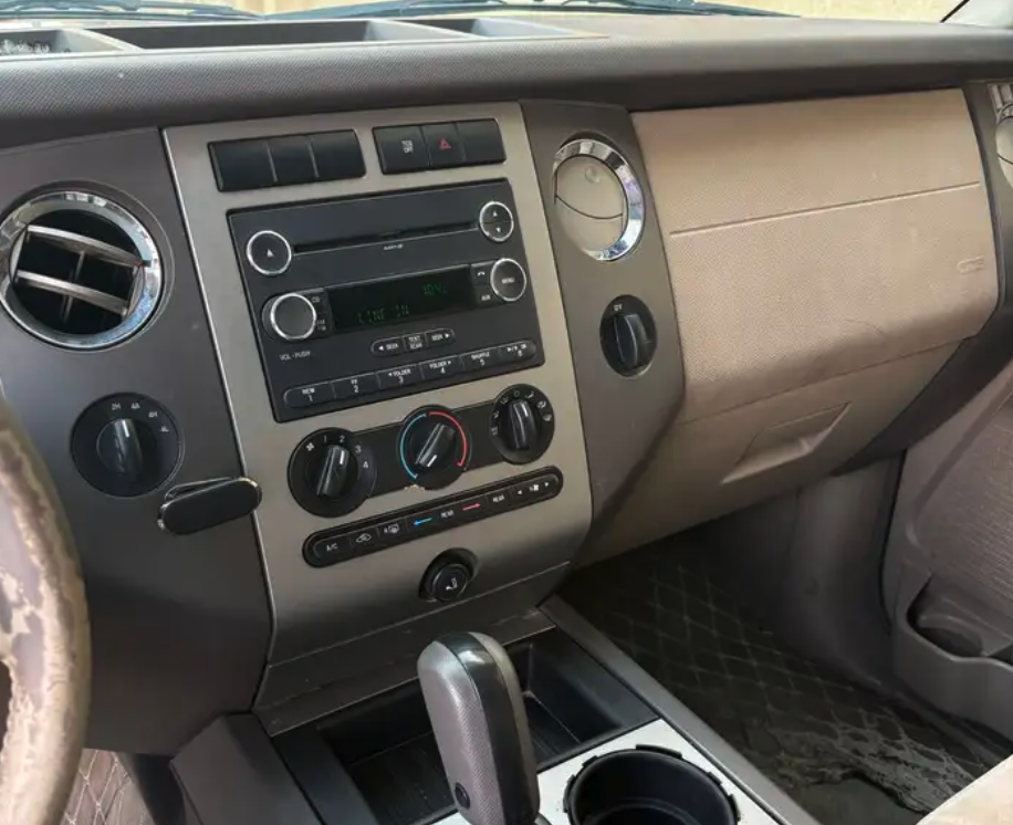 فورد اكسبيدشن قصير دبل للبيع