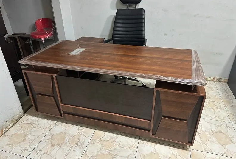 اثاث مكتبى للبيع مكاتب مديرين