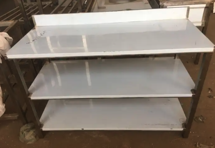 فني تجهيزات مطاعم ومطابخ وكفتيريات وجميع اعمال الاستيل