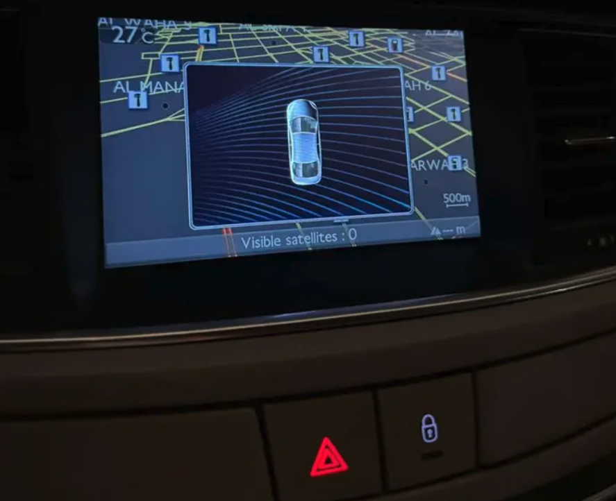 بيجو 508 موديل 2013 فل كامل فتحه سقف 4 سلندر متبث سرعة بصمة