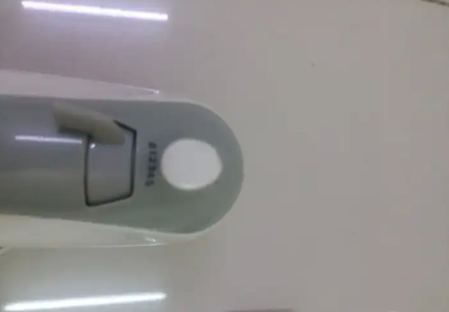 مضرب كهربائي جديد السيف