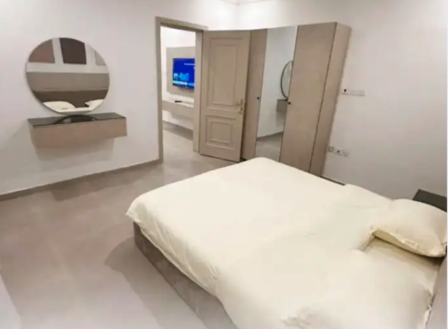 شقق مؤثثة غرفتين وصاله وغرفة وصالة وغرفة صغير للايجار الشهر