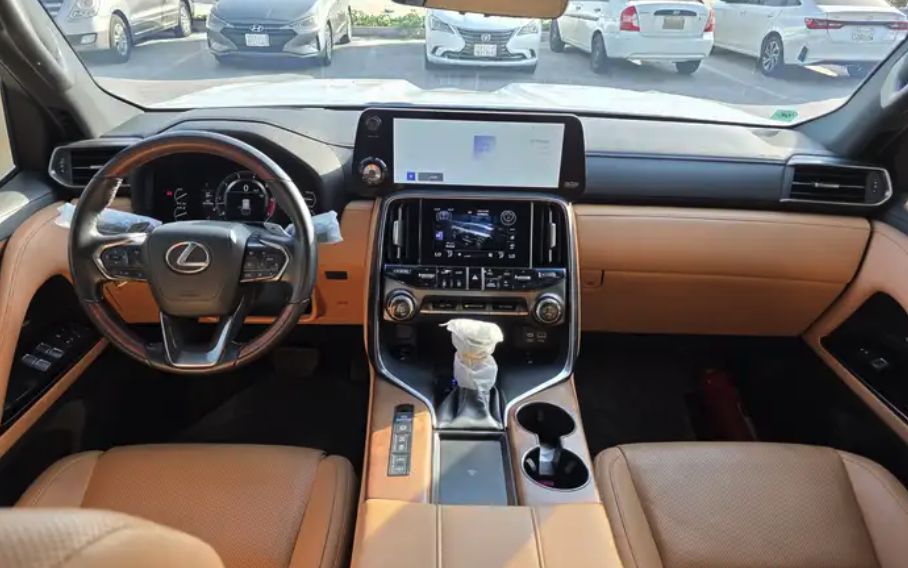 جيب لكزس وكالة موديل 2024 فئة BB