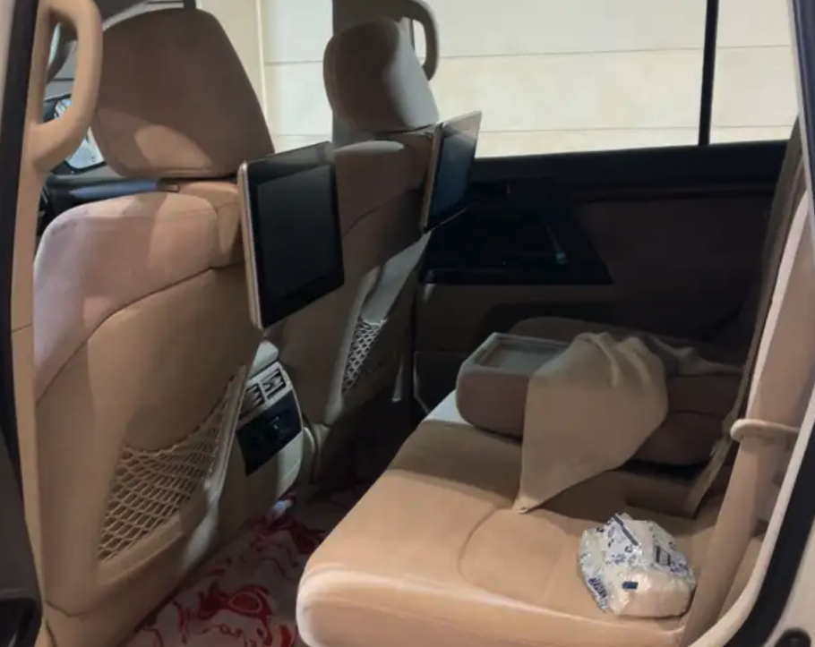 جيب لاندكروزر