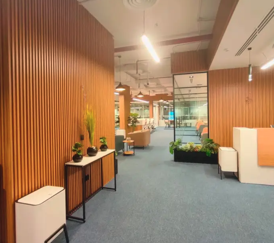 مكاتب مؤثثة للايجار الملقا ( سنوي شهري يومي )