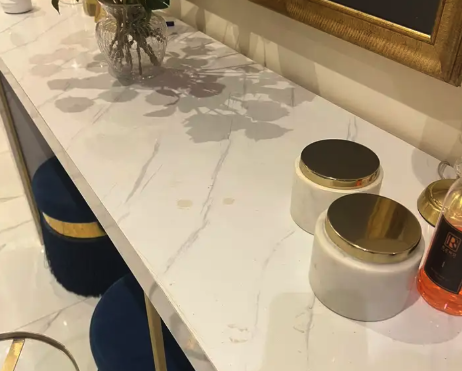 اثاث طاولات