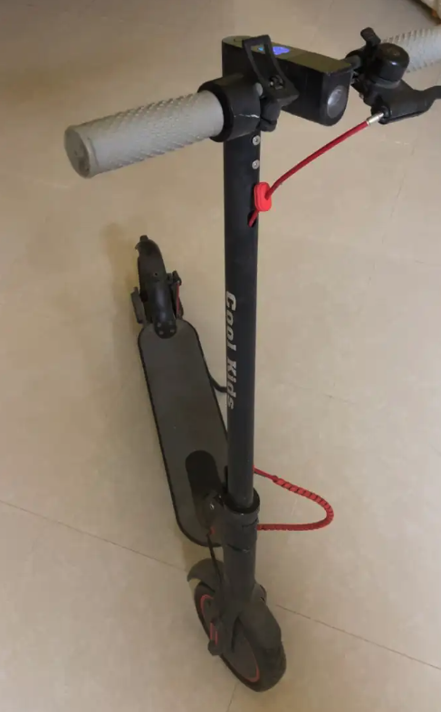 سكوتر كهربائي جديد