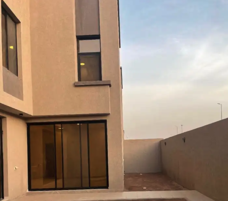 فيلا للأيجار ضاحية خيالا المهنديه