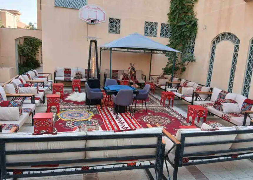 تاجر جلسات شعبيه تاجر كنب تاجر طاوله كراسي قهوجيين