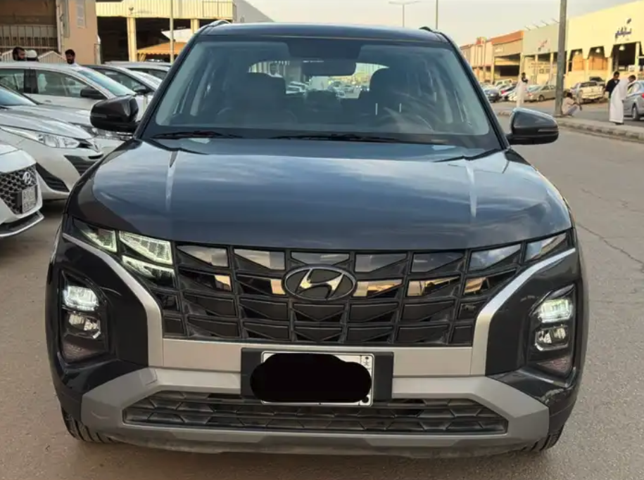 كريتا 2023 فل كامل عداد 3الاف فقط