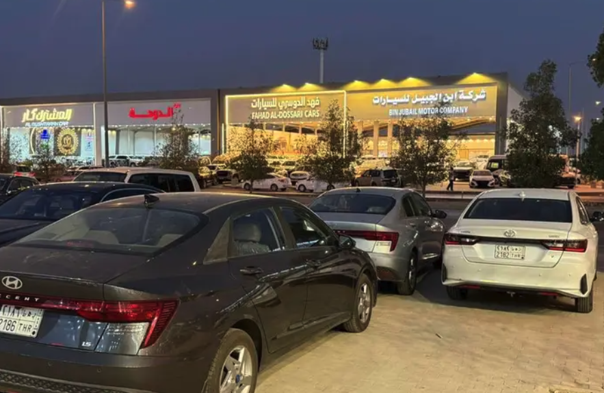 تاجير سيارات يارس 2024