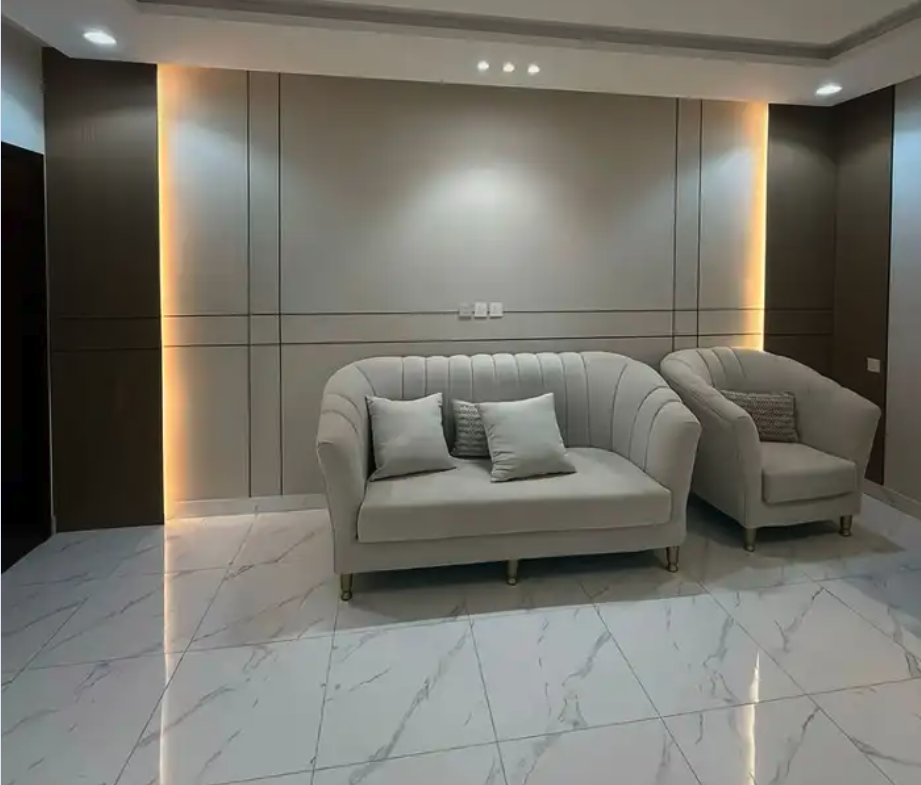 تفصل غرف نوم وتركيب ديكورات خشبية والتنجيد ودهان الأبواب