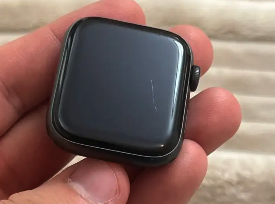 ايفون 13 برو ماكس 512 مع هدية