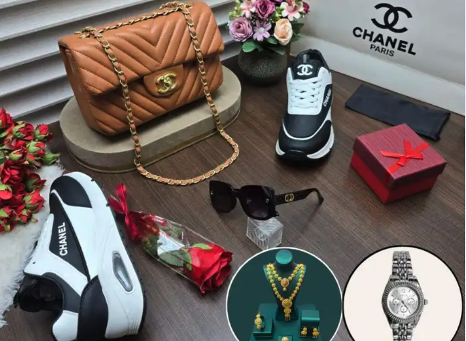 طقم هدايا نسائي شانيل شامل التوصيل والشحن